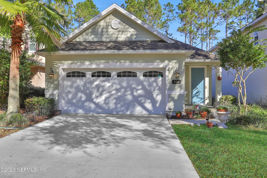 Photo of 724 BRIAR VIEW Drive