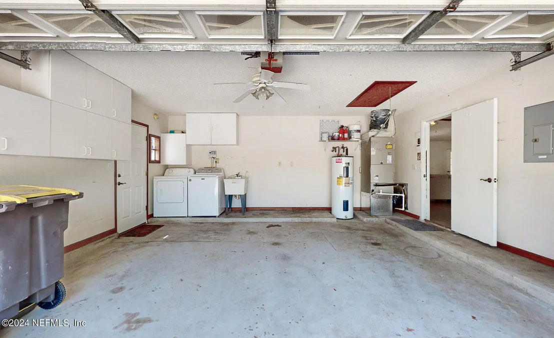 Photo of 8666 CHARLESGATE Circle N
