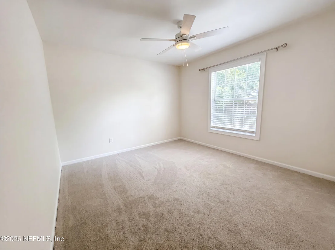 Photo of 1154 LINWOOD Loop