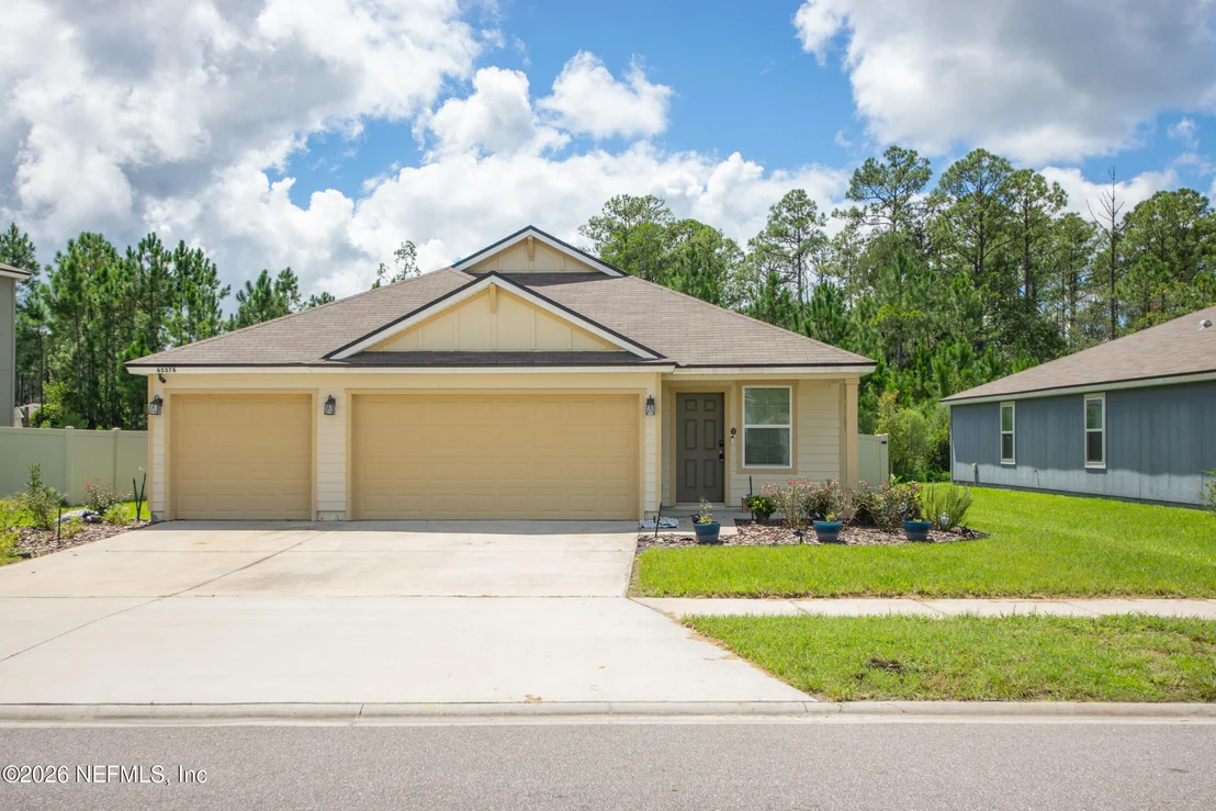 Photo of 65378 RIVER GLEN Parkway