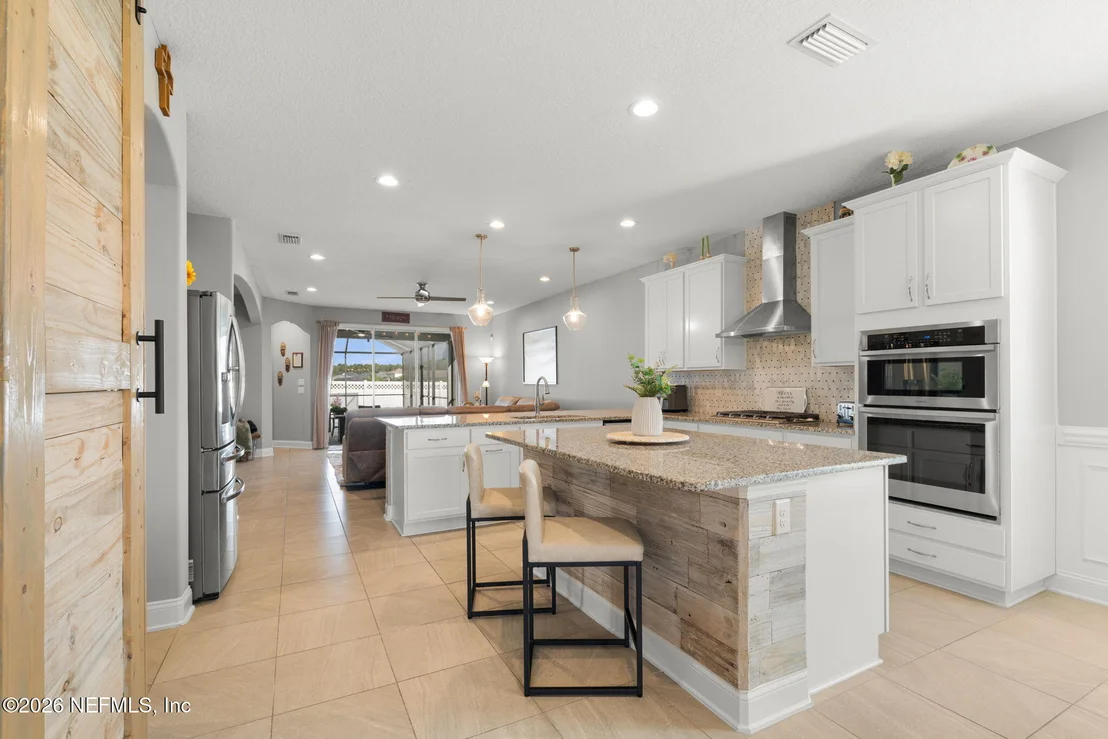 Photo of 18 TARBERT Lane