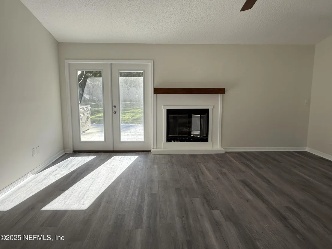 Photo of 3508 KINGS Road S