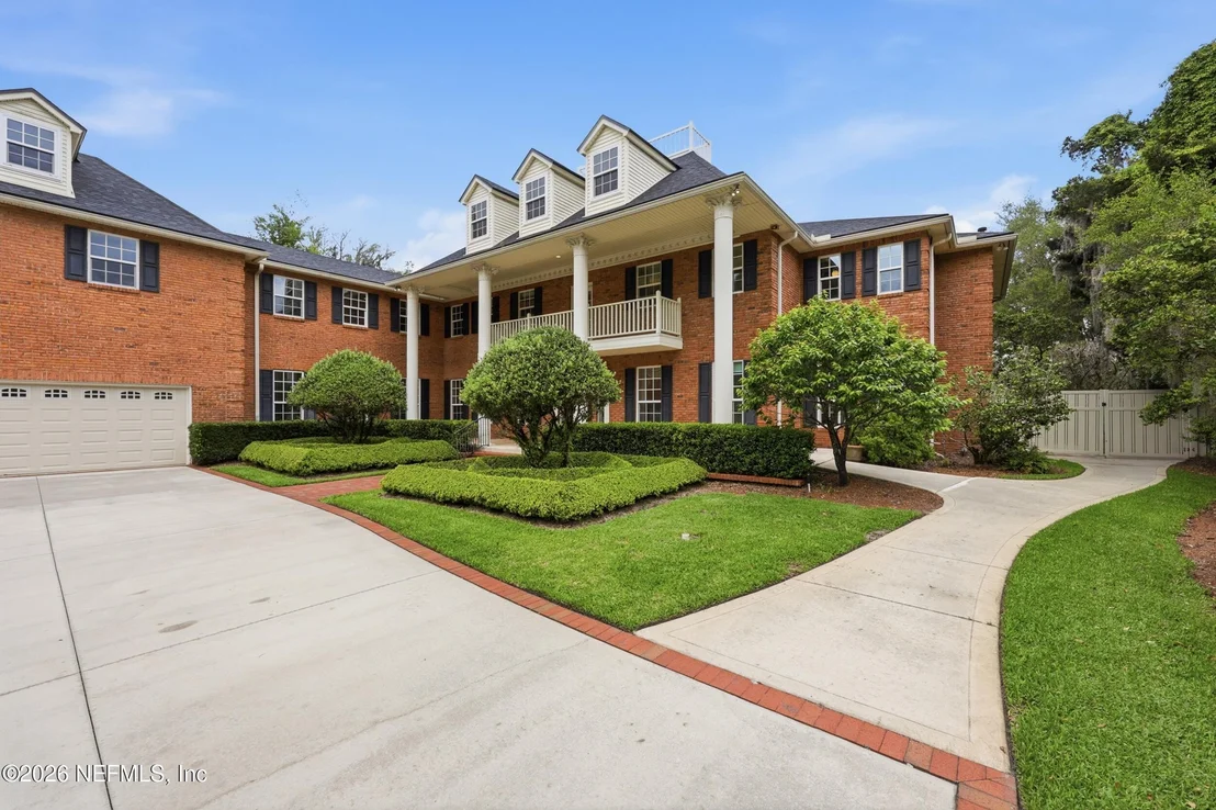 Photo of 2957 FOREST Circle
