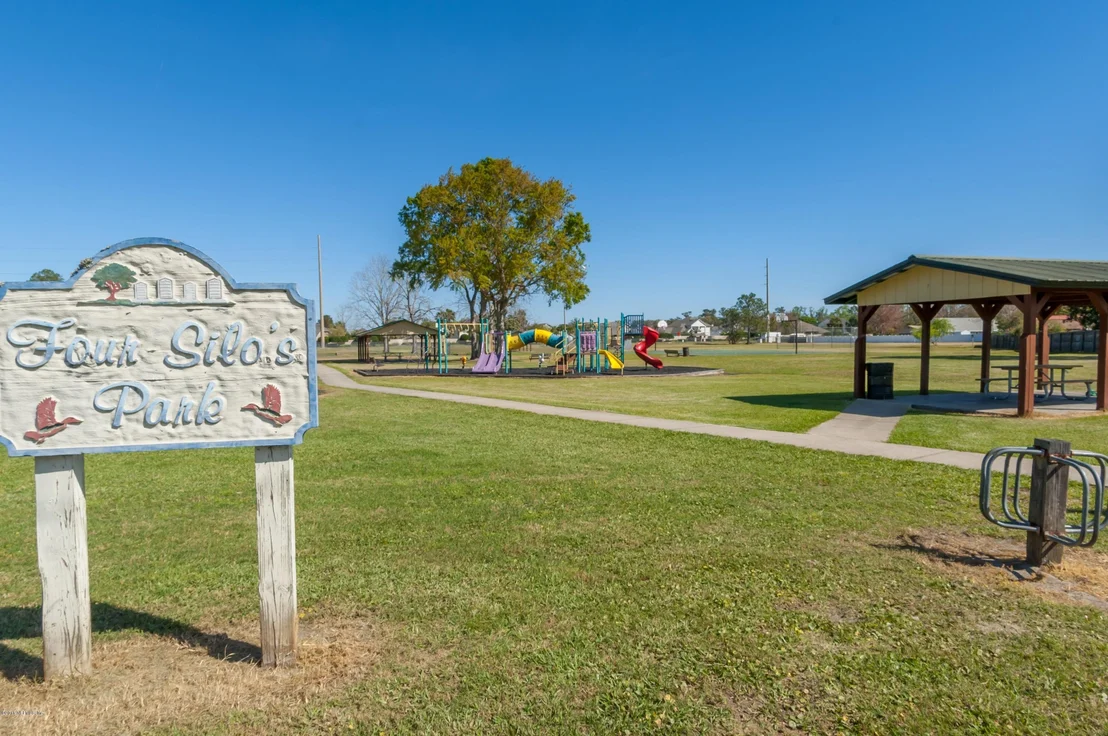 Photo of 1870 FARM Way