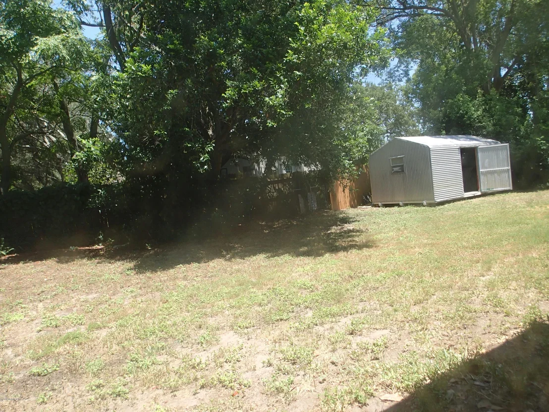 Photo of 1601 BENTIN Drive N