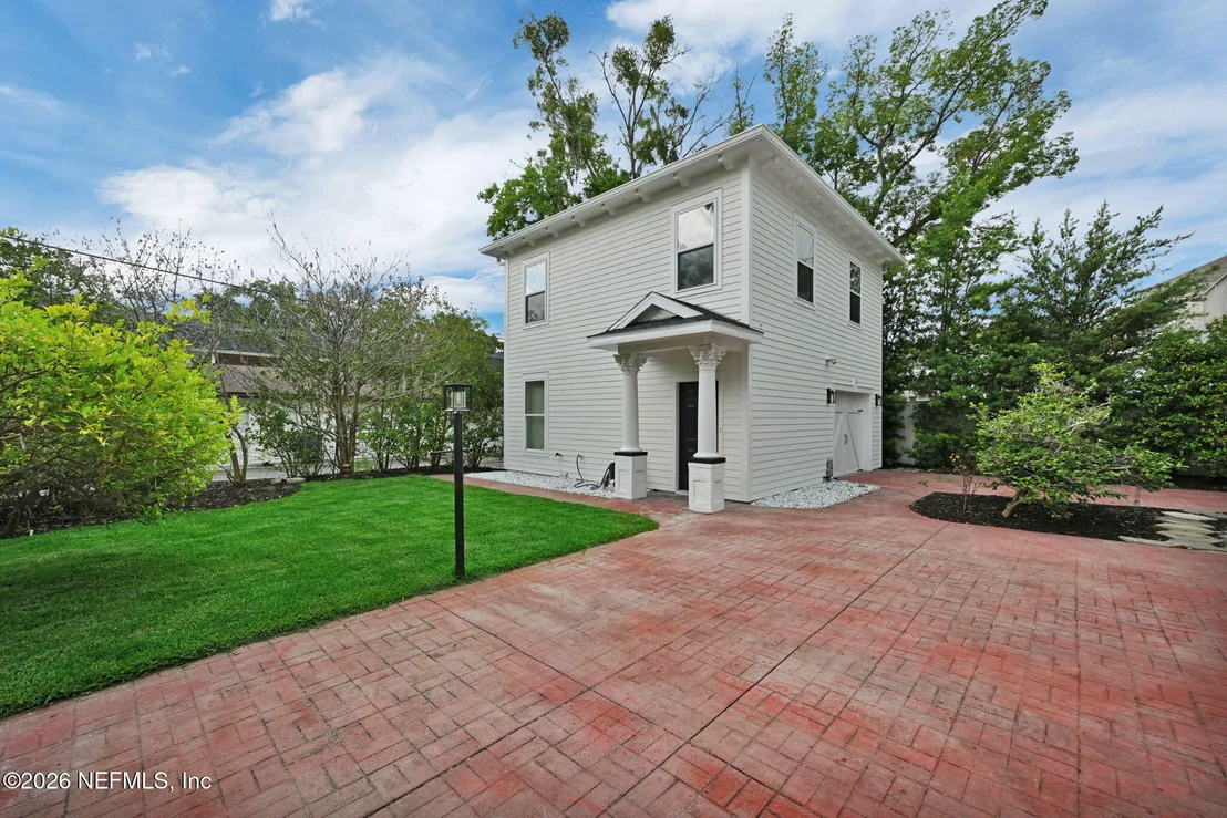 Photo of 3002 RIVERSIDE Avenue