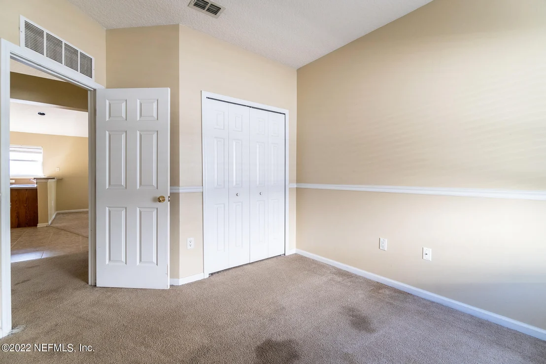 Photo of 1054 MOOSEHEAD Drive