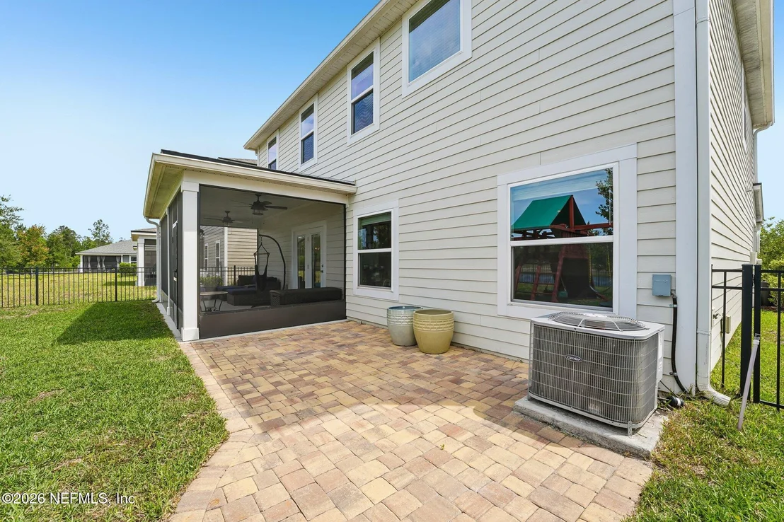 Photo of 13192 DUNWICK Road