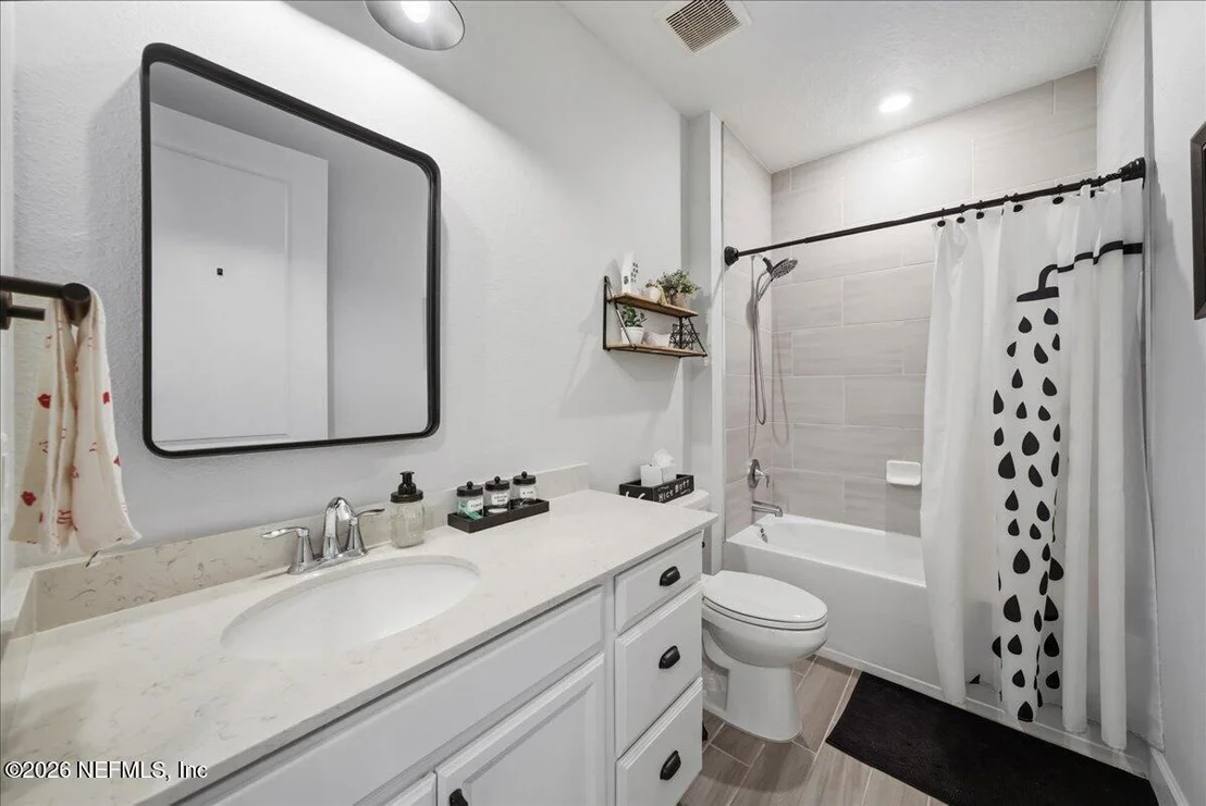 Photo of 40 RIDGEWIND Drive