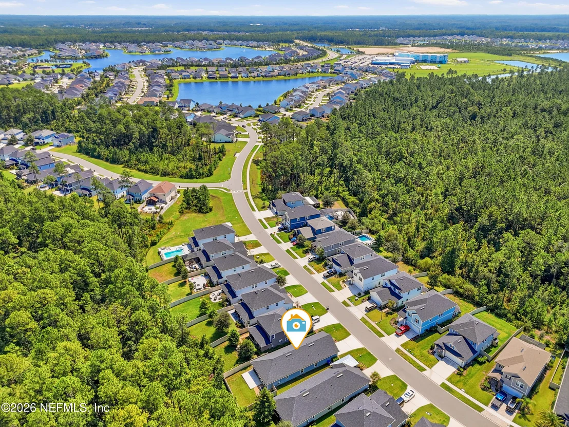 Photo of 490 WINDERMERE Way