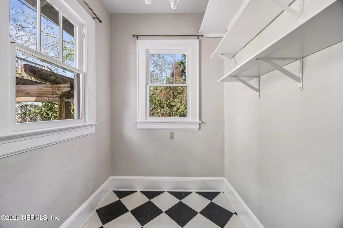 Photo of 2157 ERNEST Street
