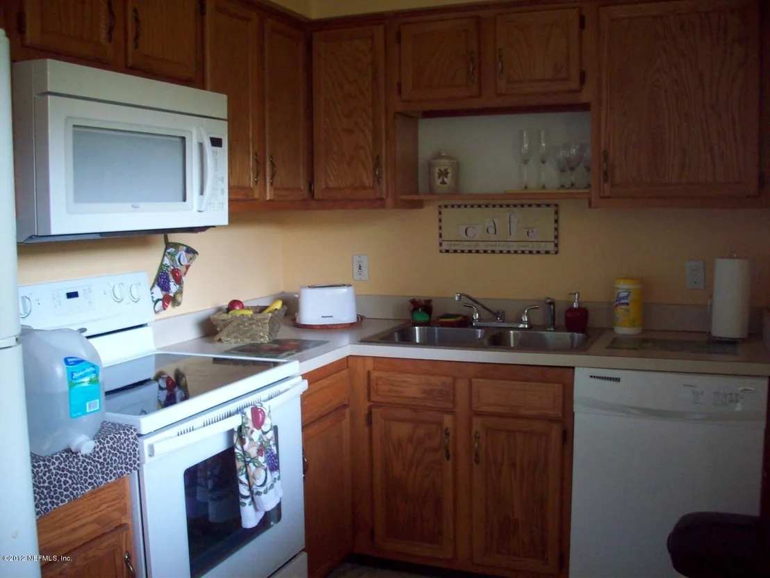 Photo of 1608 Bentin Drive N