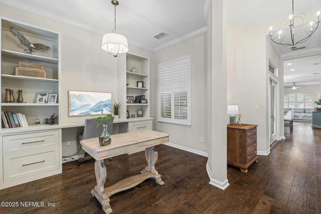 Photo of 1169 OVERDALE Road