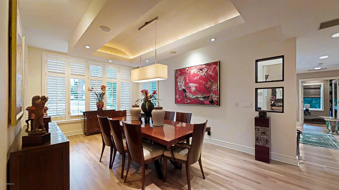 Photo of 3016 FOREST Circle
