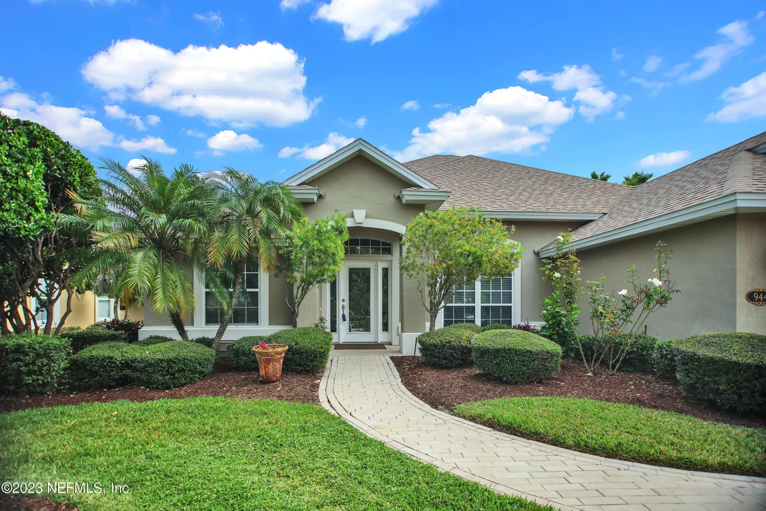 Photo of 944 OXFORD Drive