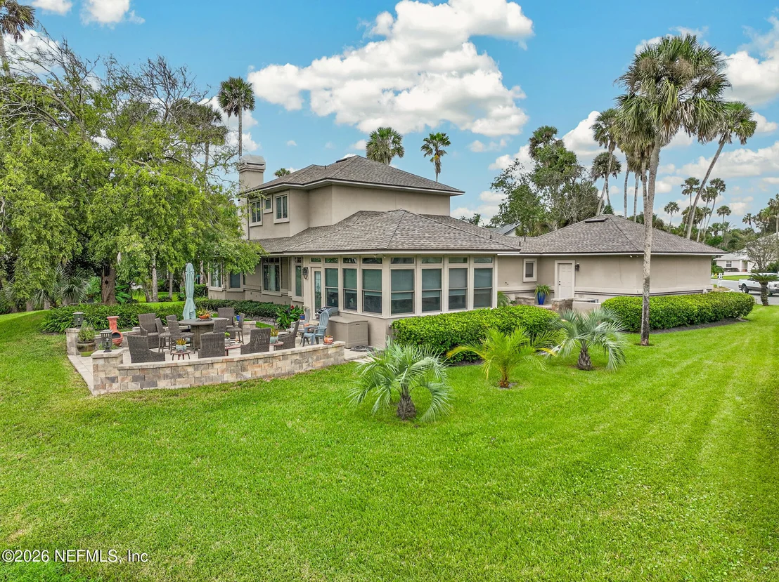 Photo of 2206 LAUGHING GULL Circle