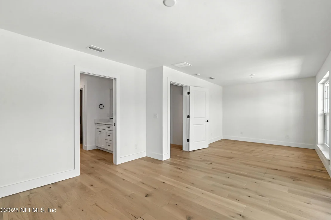 Photo of 45 CORTEZ Avenue