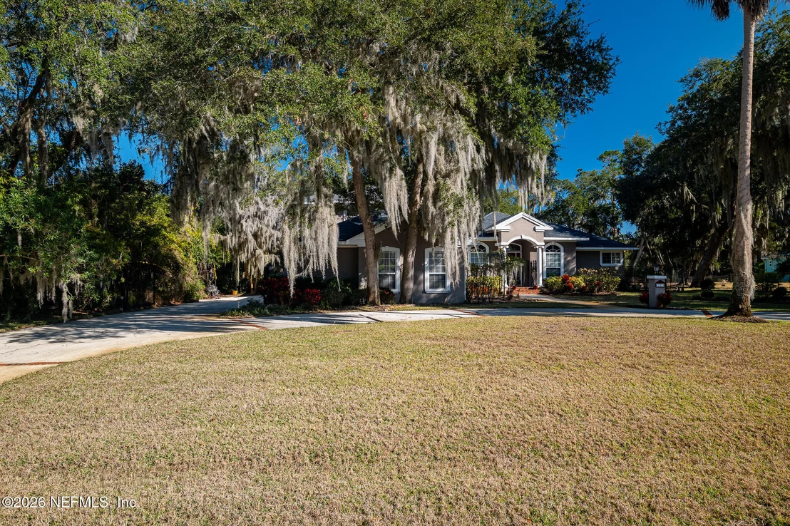 Photo of 707 STANDISH Drive