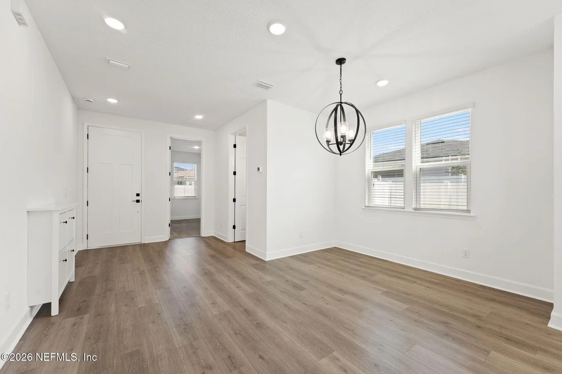 Photo of 615 BARTRAM DOWNS Road