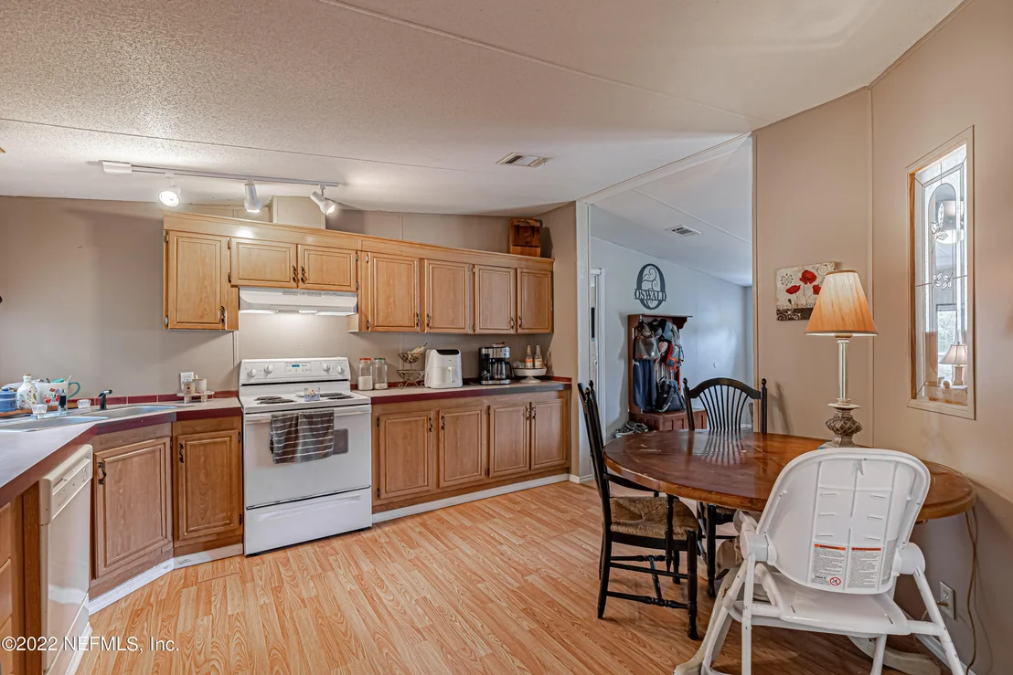 Photo of 28258 TRINITY Lane