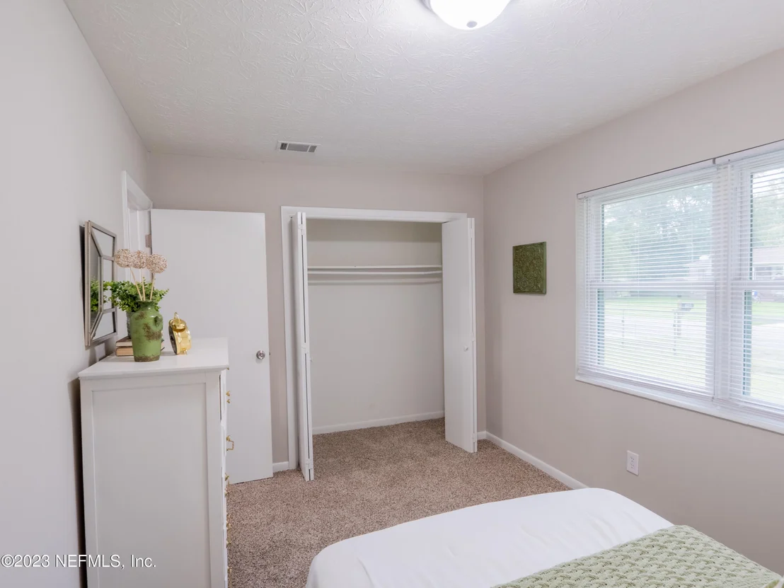 Photo of 4448 JADE Drive W