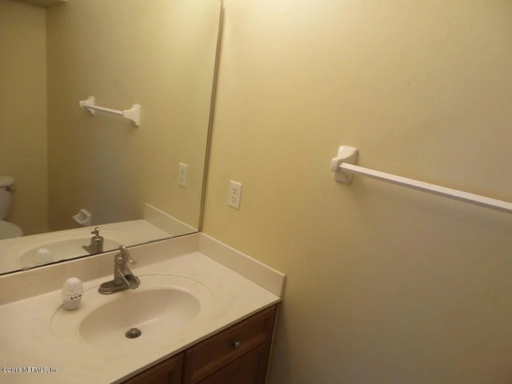 Photo of 1739 WINDOVER Place