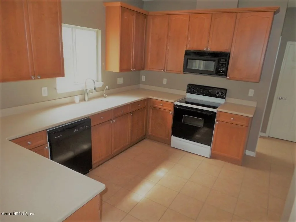 Photo of 1739 WINDOVER Place