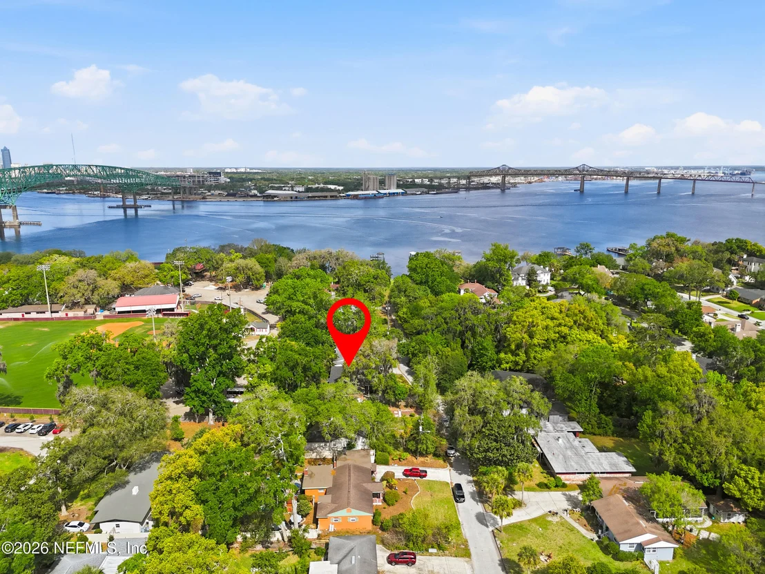 Photo of 1244 GLENGARRY Road