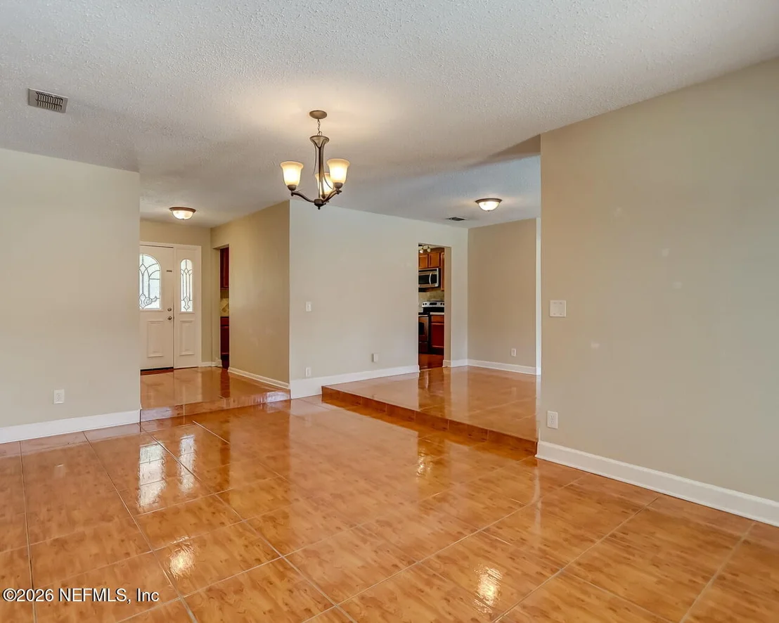 Photo of 3922 EDIDIN Drive