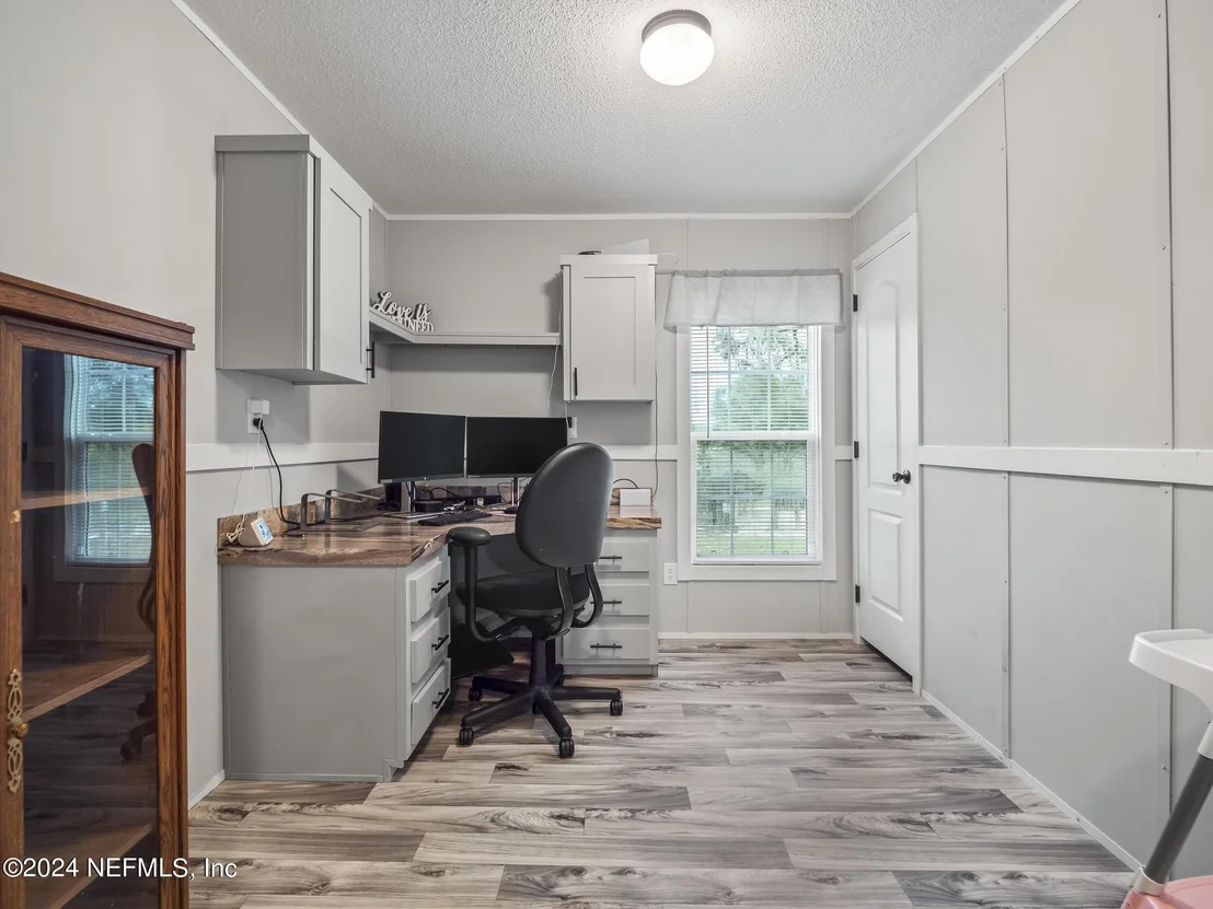 Photo of 204 1ST Street
