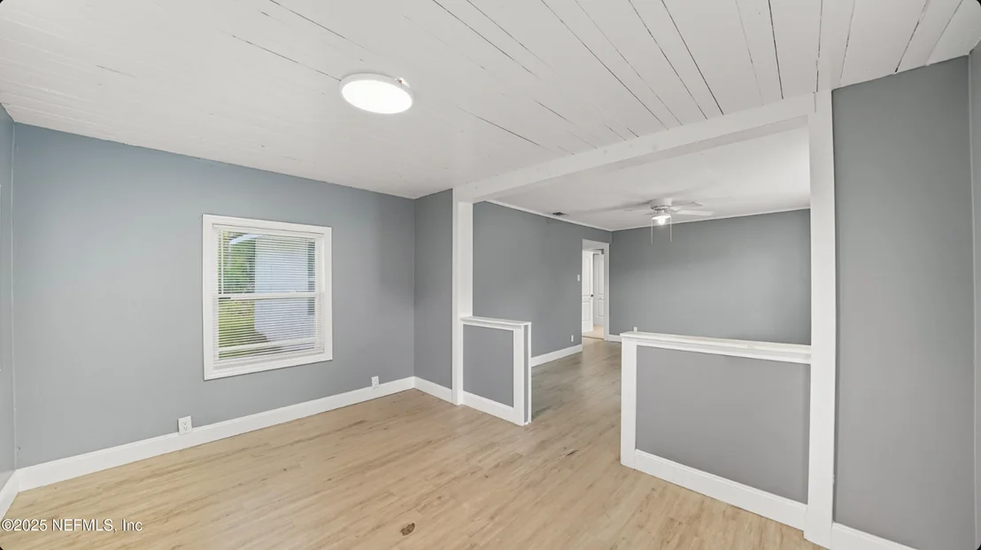 Photo of 7637 HAMMOND Boulevard
