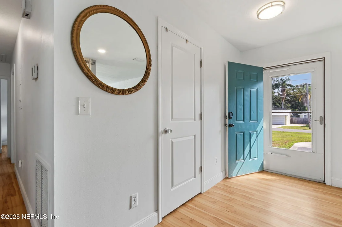Photo of 234 HAWTHORNE Road