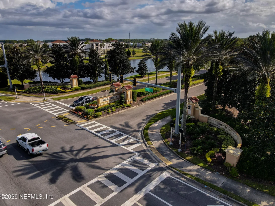 Photo of 3528 GARIBALDI Way