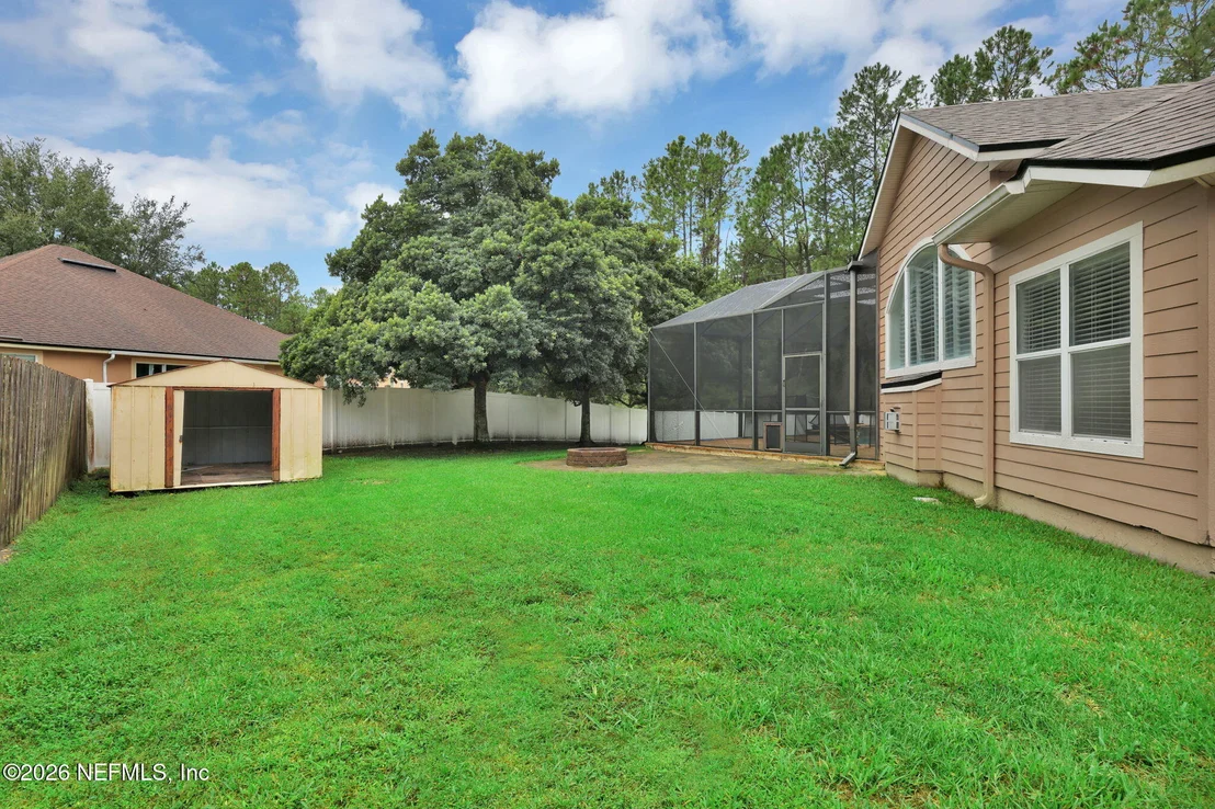 Photo of 879 SONGBIRD Drive