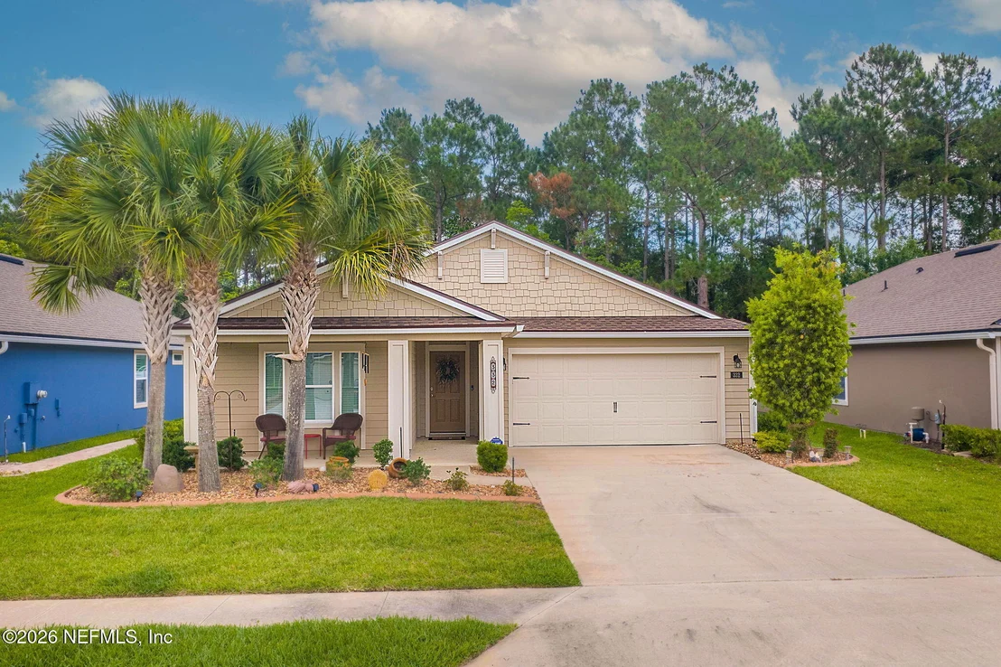 Photo of 332 PALACE Drive
