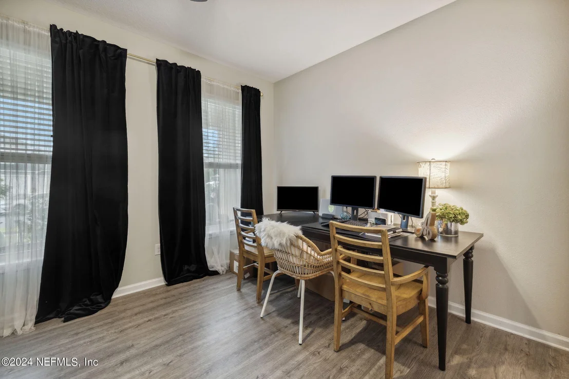Photo of 94 LUCERNE Court