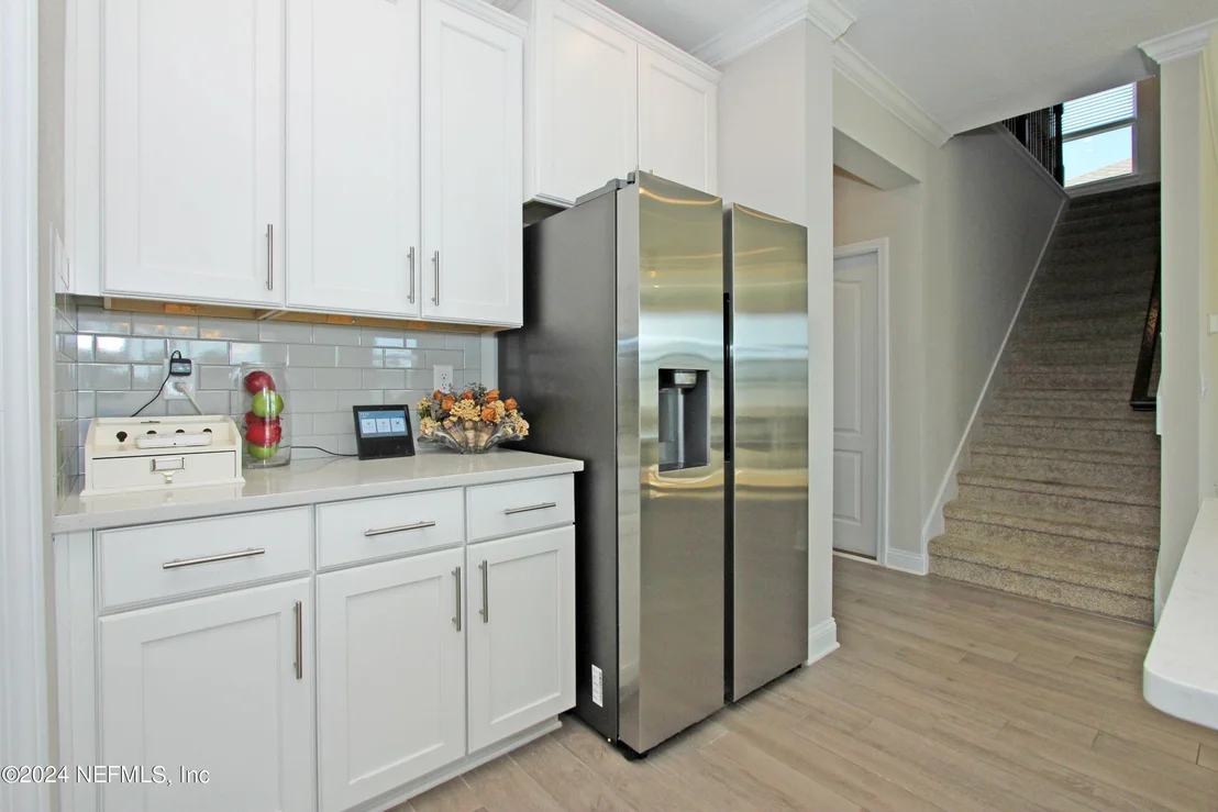Photo of 242 SILVERLEAF VILLAGE Drive