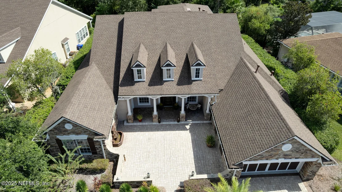 Photo of 148 LA MESA Drive