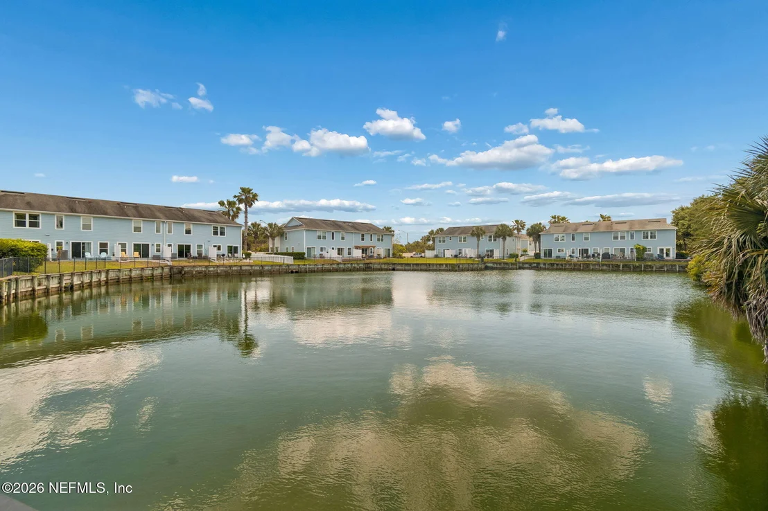 Photo of 58 ISLANDER Circle