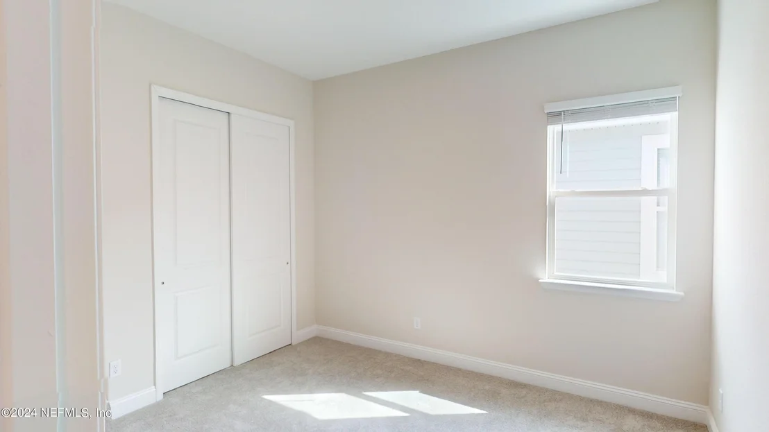 Photo of 112 HEDGEROW Street