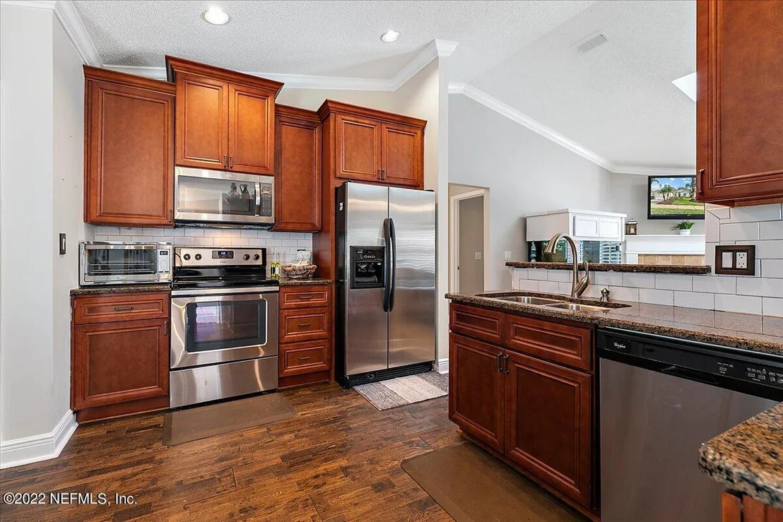 Photo of 112 JOHNS GLEN Drive