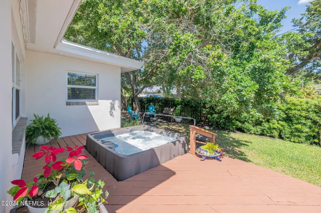 Photo of 6 OGLETHORPE Boulevard