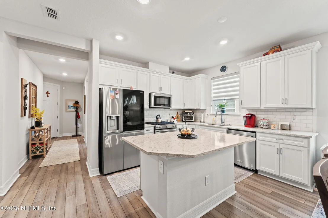 Photo of 596 JUBILEE Circle