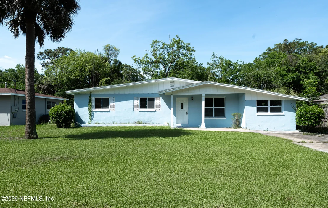 Photo of 8988 CASTLE Boulevard