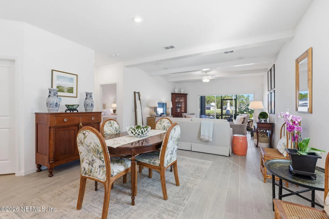 Photo of 131 BEAUCLAIR Boulevard