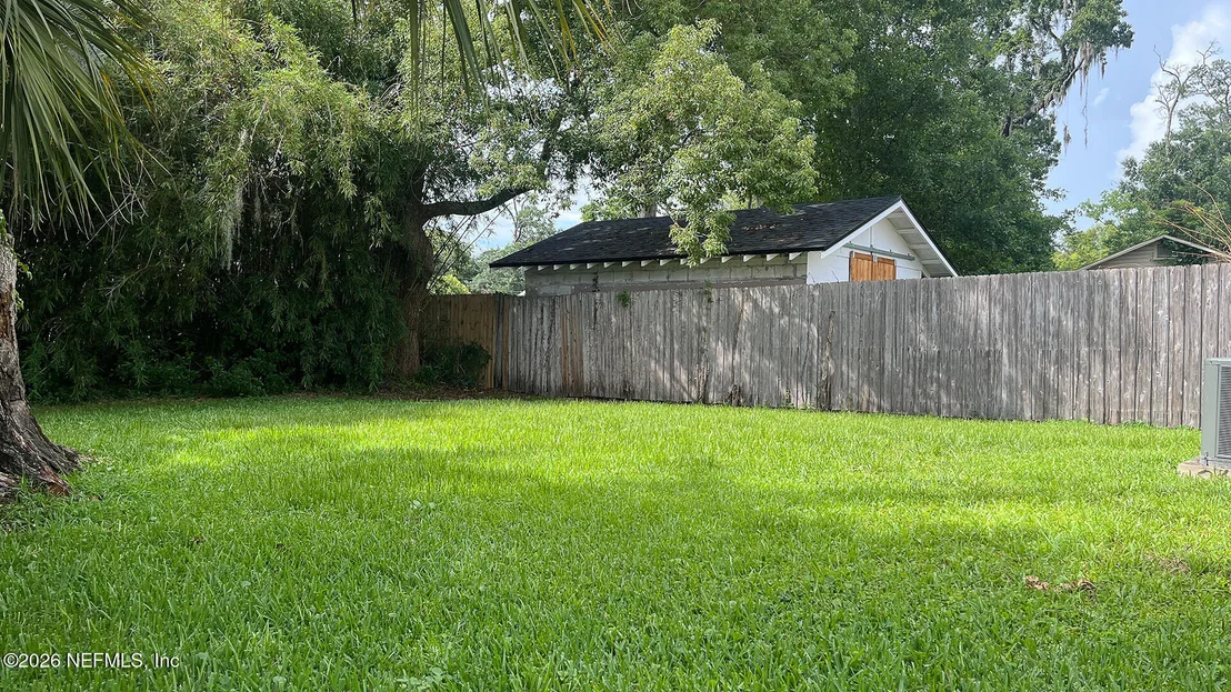 Photo of 3237 MAYFLOWER Street