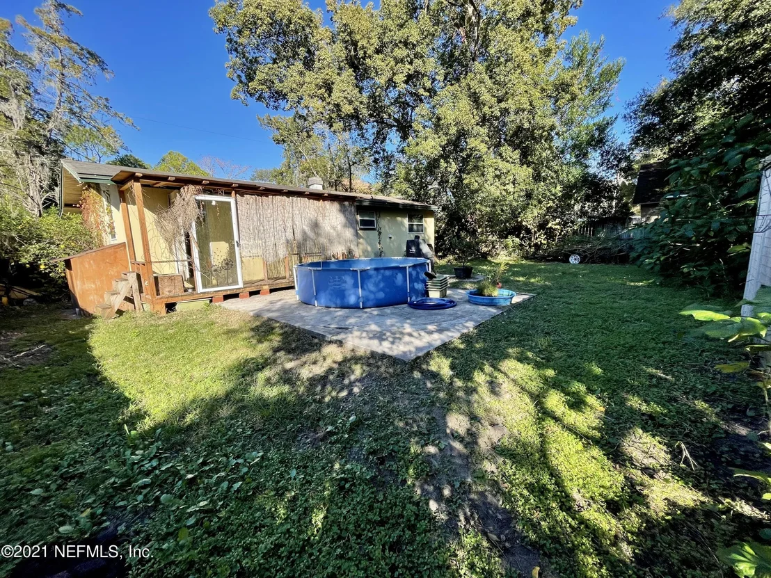 Photo of 7922 COCOA Avenue