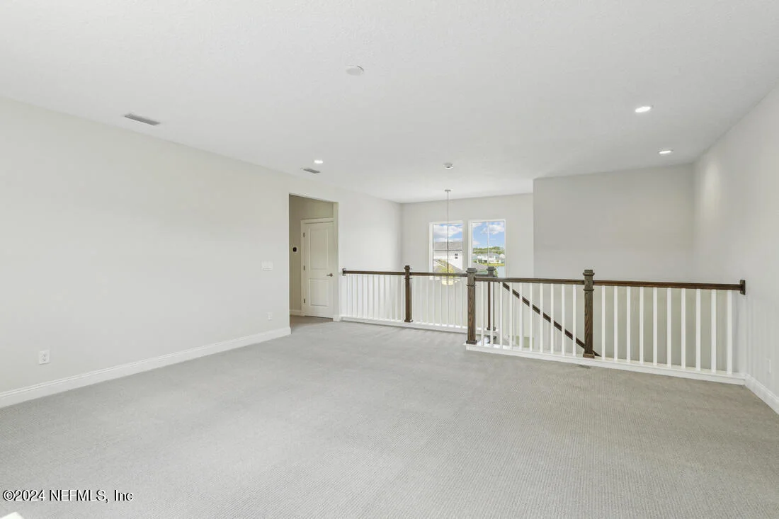 Photo of 144 WAVERLY Way
