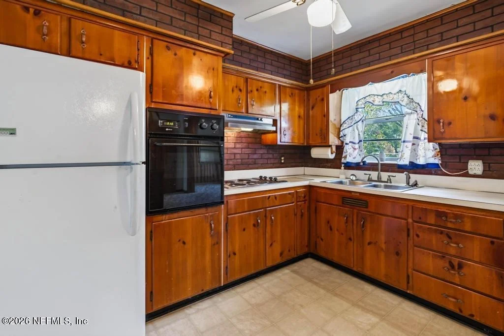 Photo of 10607 JOLYNN Road