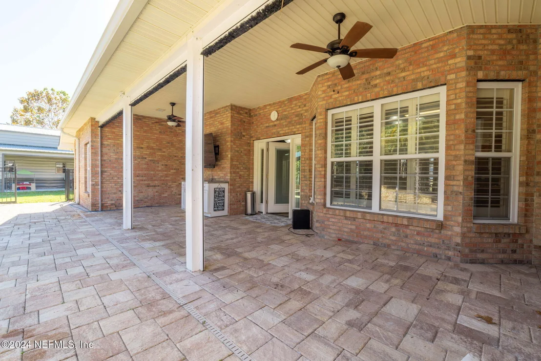 Photo of 44017 GREEN MEADOWS Lane